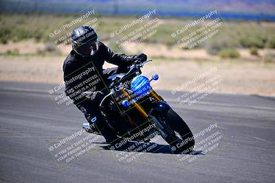 media/Mar-25-2024-Moto Forza (Mon) [[8d4319bd68]]/4-Novice Group/Session 3 (Turn 16 Inside)/